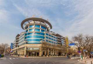 厦门指甲类化妆品进口报关货运代理